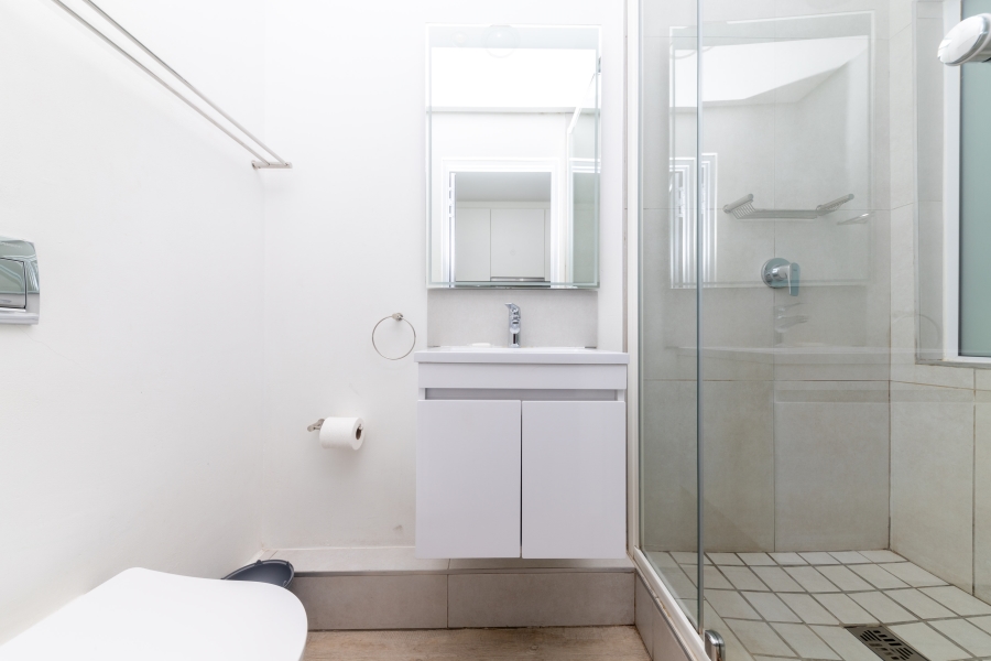 1 Bedroom Property for Sale in Woodstock Western Cape